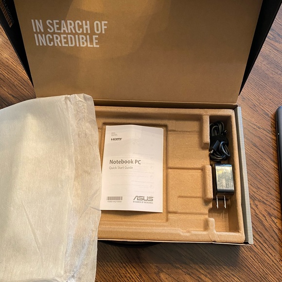 NIB Asus X205TA Dark Blue Notebook PC - Picture 4 of 10